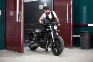 Aproveite o asfalto com o novo MITT 125 MB CUSTOM