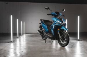 Disfruta Ahora del SCOOTER MITT 125 URBAN