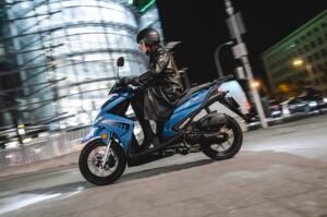 Disfruta Ahora del SCOOTER MITT 125 URBAN